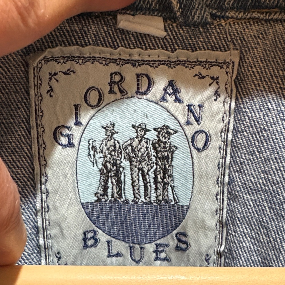 Giordano Classic Blue Denim Jacket - Picture 3 of 17